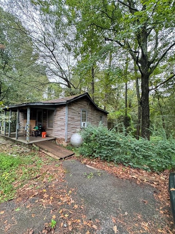 942 Porter Rd, Decatur GA  30032-1767 exterior