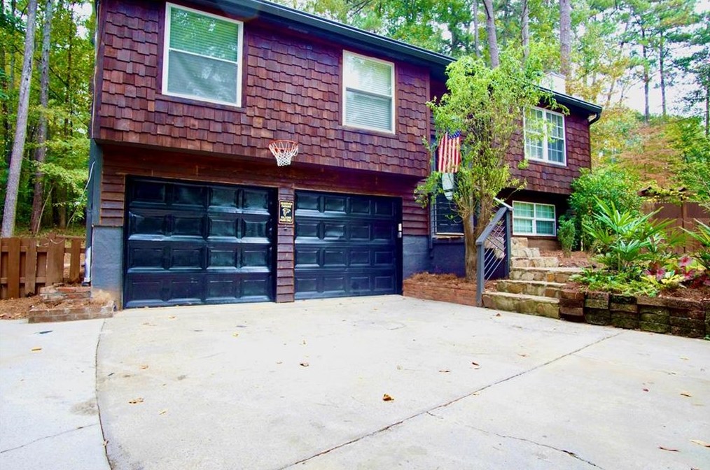 715 Lawndale Ct, Norcross, GA 30093-4756