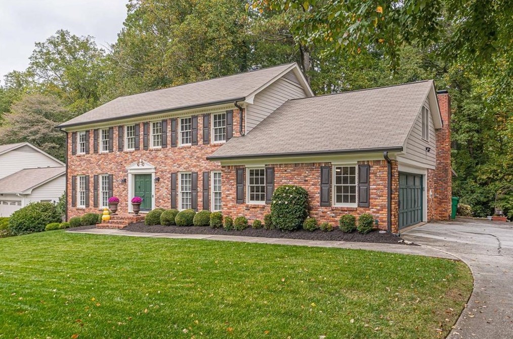 1624 Shadow Ct, Atlanta, GA 30338-4930