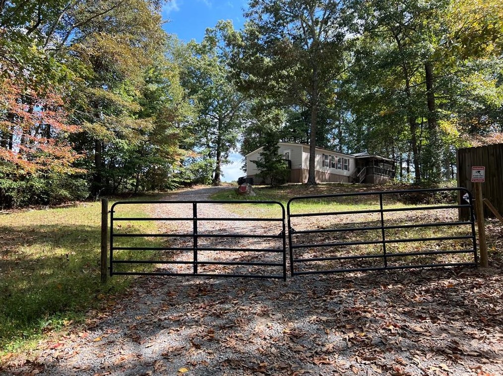 776 Roy Rd, Ellijay, GA 30536