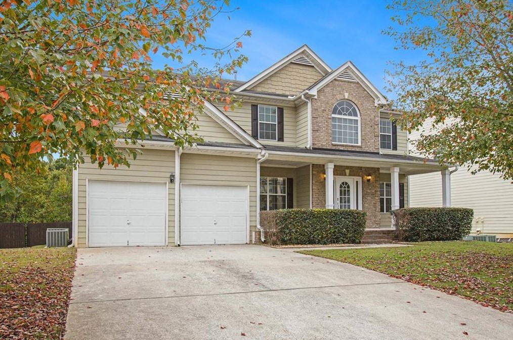 307 Farmbrook Pass, Holly Springs, GA 30115