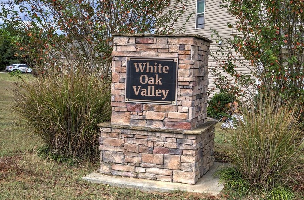 275 Oak Hollow Way, Aragon, GA 30104-6326
