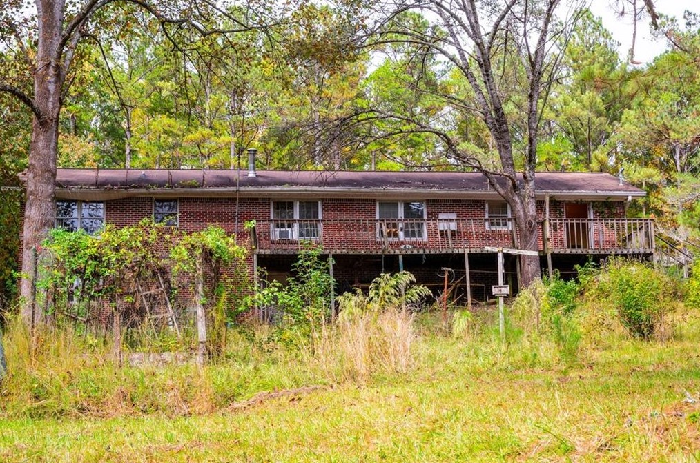 591 M Sanders Rd, Buchanan, GA 30113