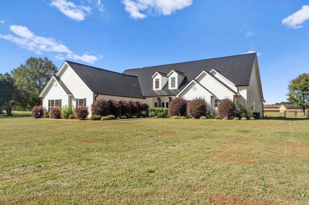 2182 High Falls Rd, Jackson, GA 30233