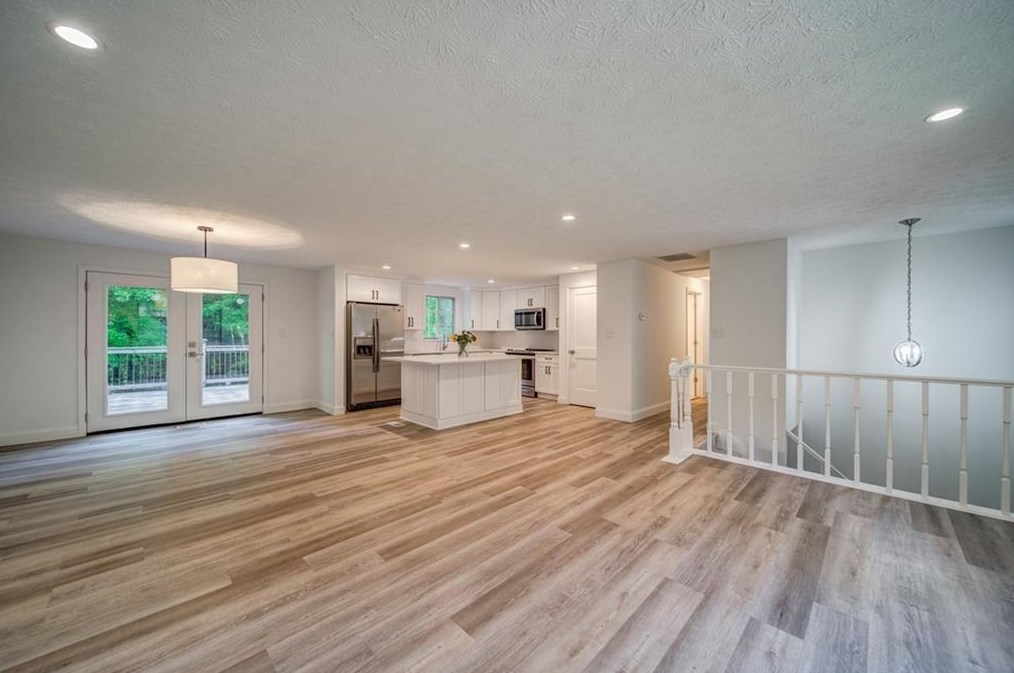 305 Hembree Forest Cir #1, Roswell, GA 30076