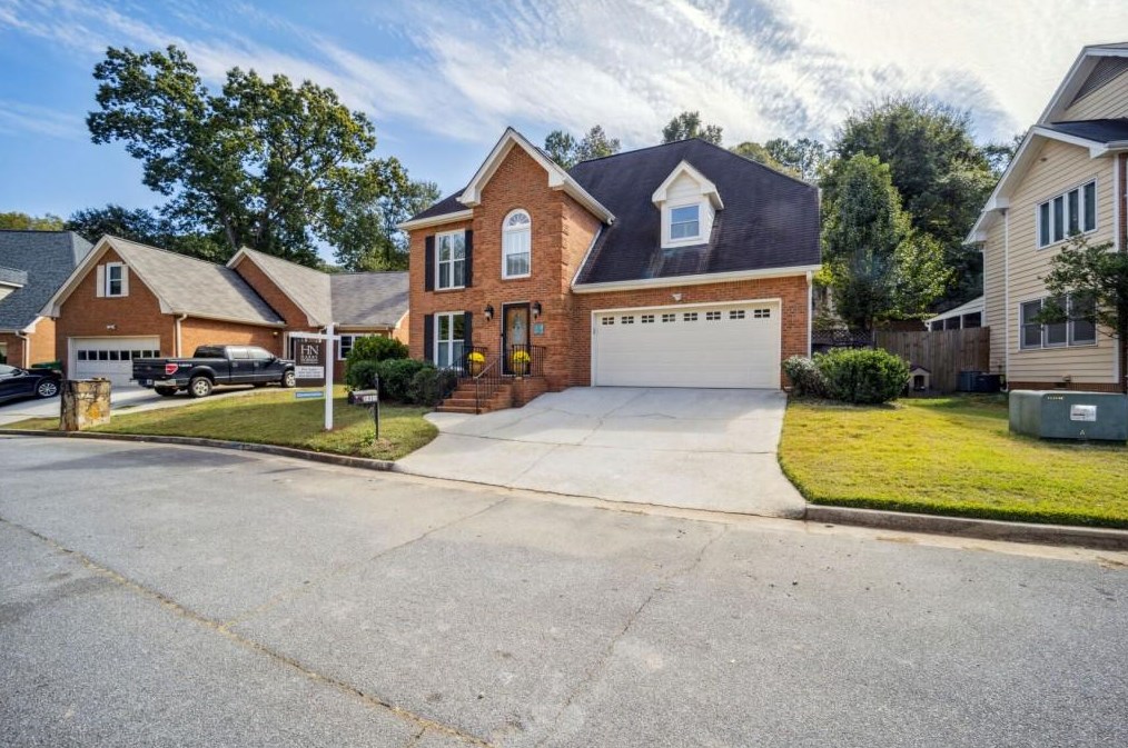 1519 Pangborn Station Dr, Decatur, GA 30033-1845