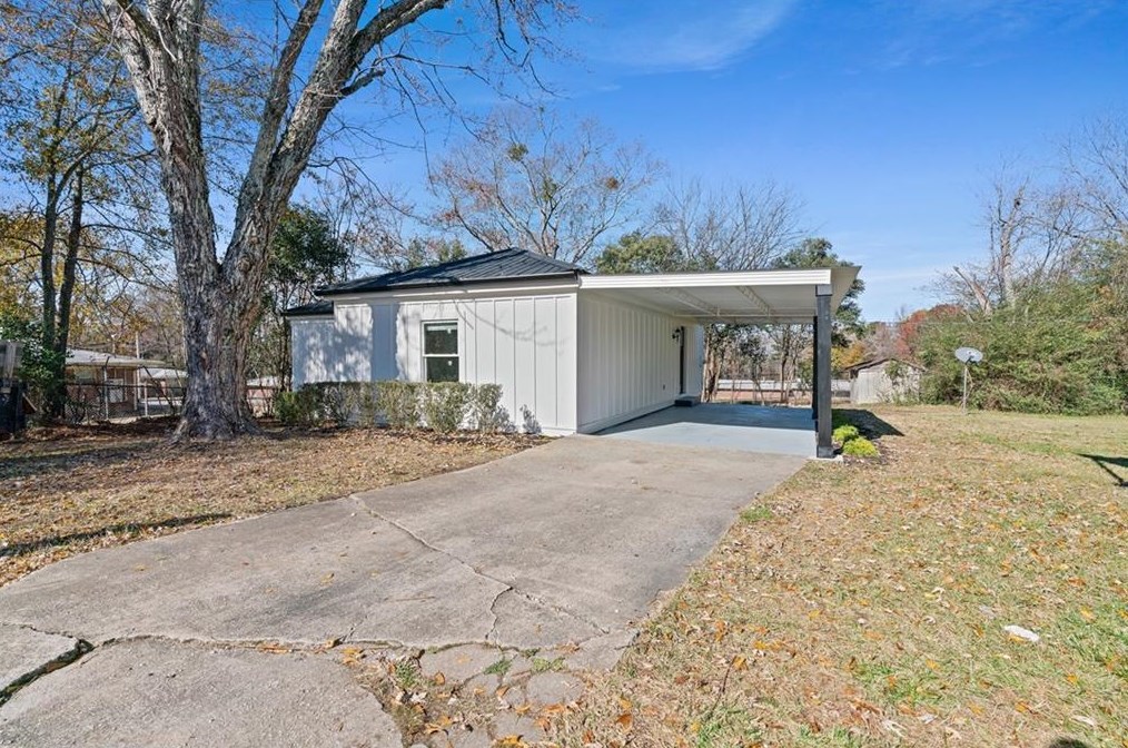 6929 Strickland St, Douglasville, GA 30134