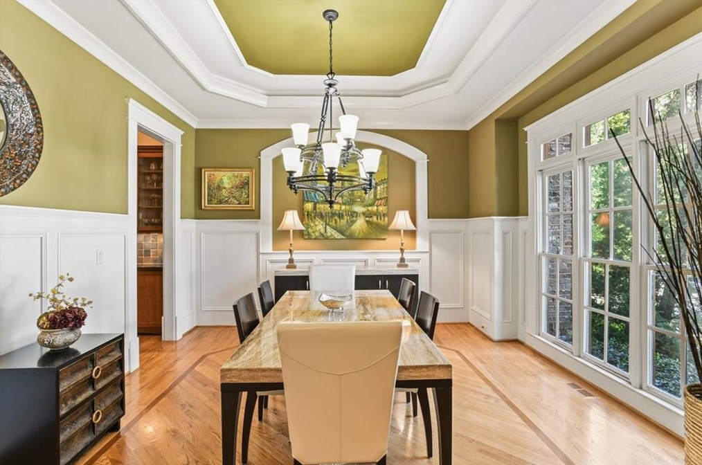 2831 Laurelgate Dr, Decatur GA  30033-1463 exterior