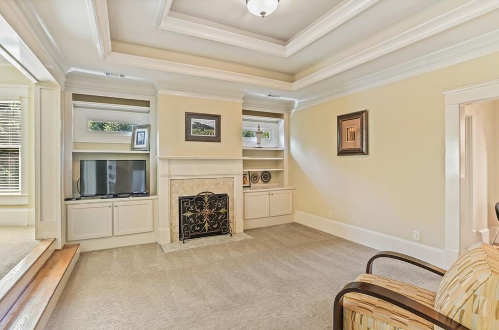 2831 Laurelgate Dr, Decatur GA  30033-1463 exterior