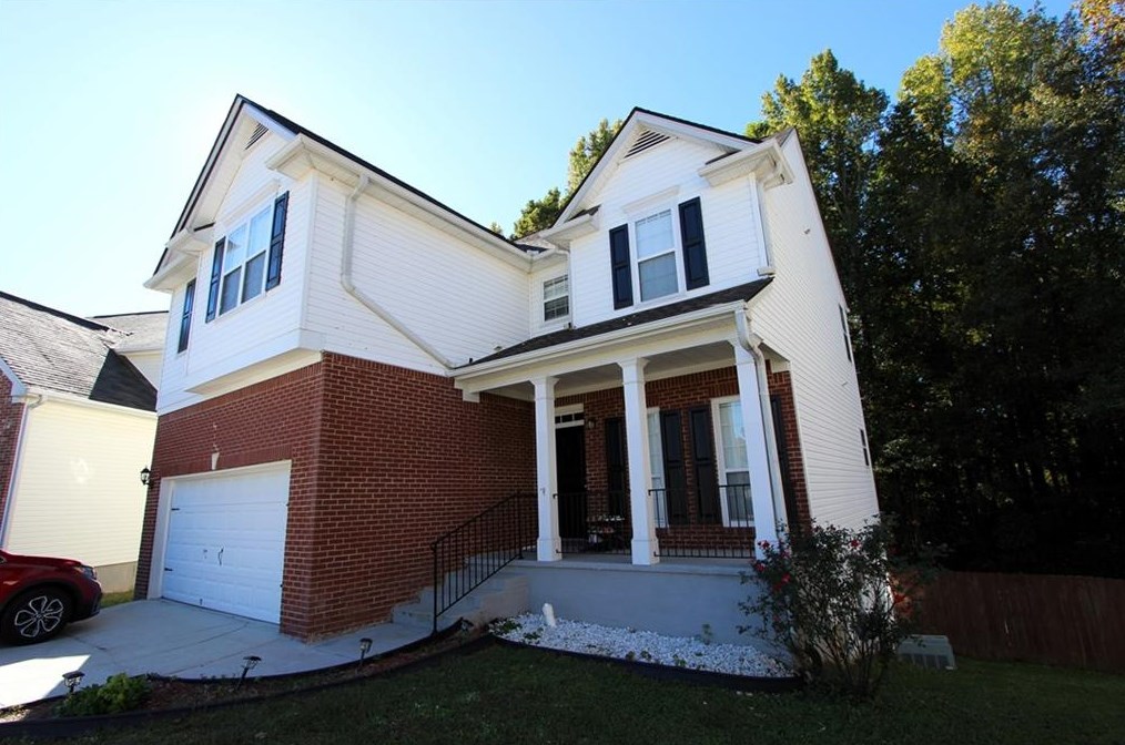 2737 Downingwood Ln, Grayson, GA 30017-2861