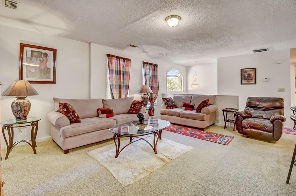 1682 Pine Glen Cir, Decatur GA  30035-1531 exterior