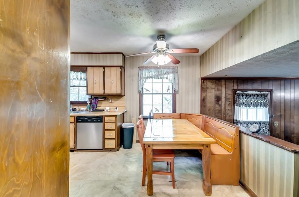 4203 Kimlie Cv, Decatur GA  30035-1033 exterior