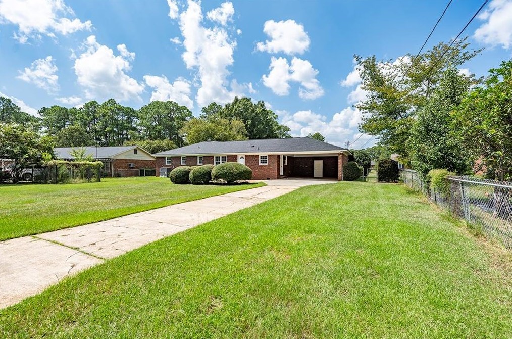 2012 Lullwater, Albany, GA 31707