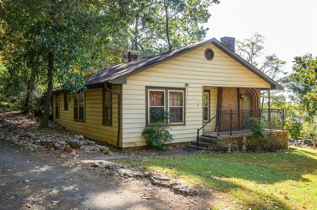 191 S Morningside Dr, Euharlee, GA 30121