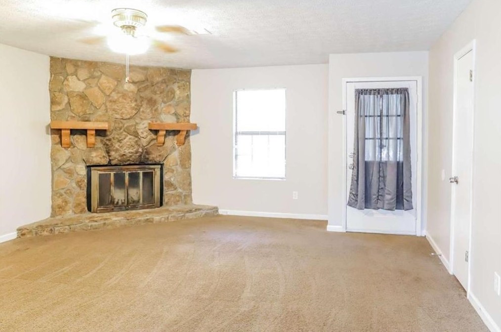 6742 Ivy Log Dr, Austell, GA 30168
