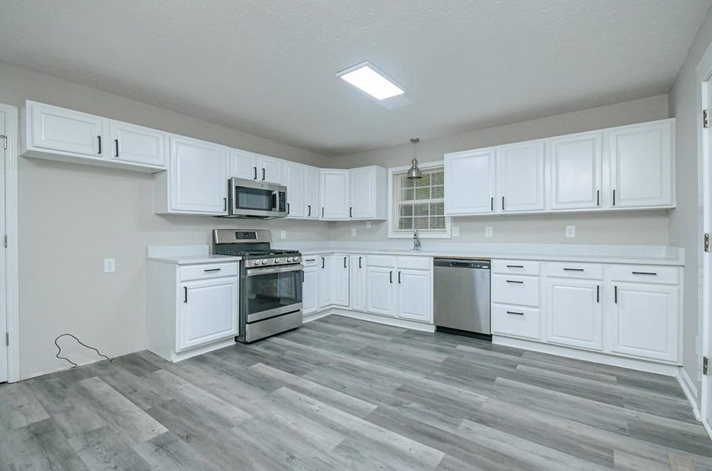3254 Carmel Dr, Douglasville, GA 30135-2806