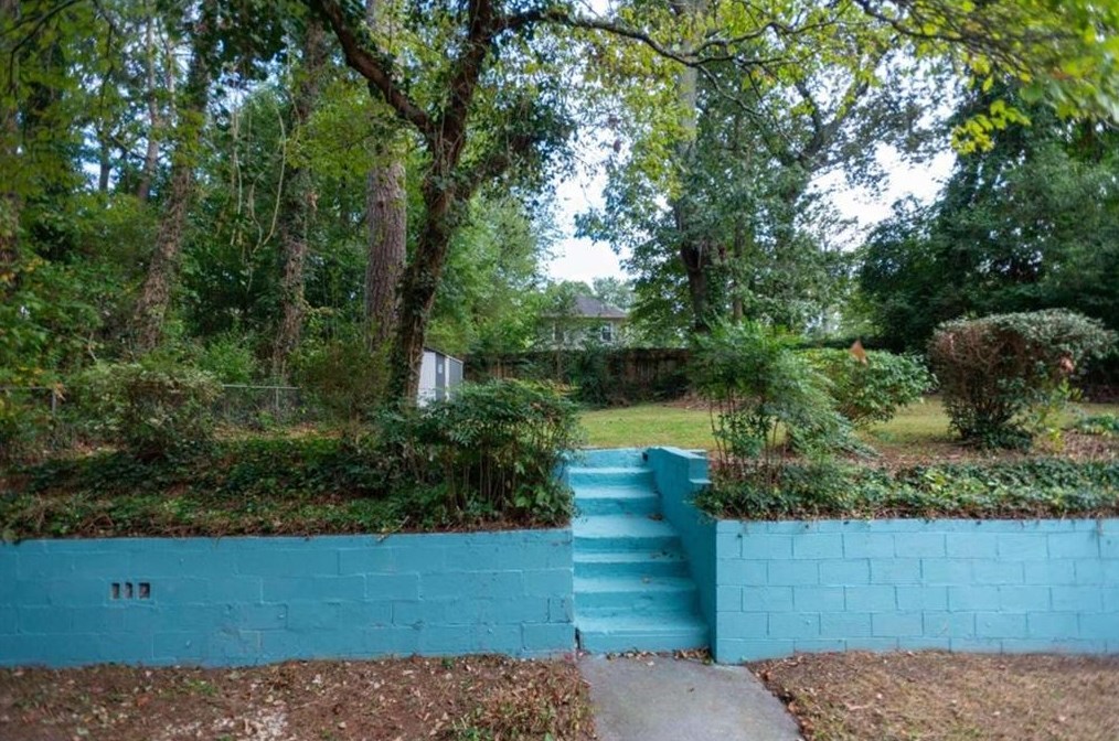 41 Springside Dr, Atlanta GA 30354-2145 exterior