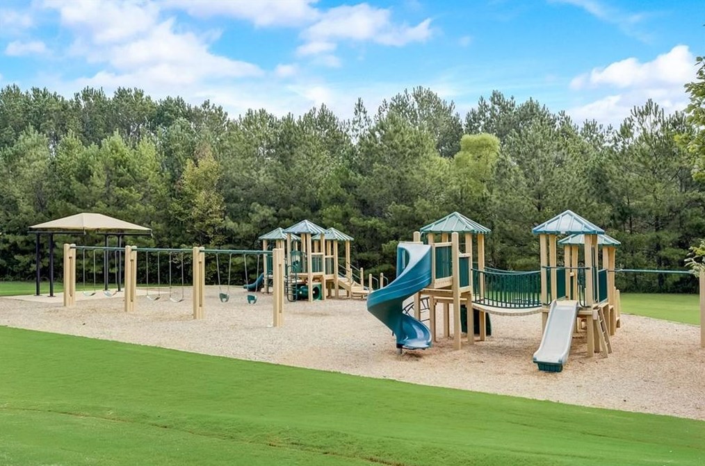 244 Moonlit Trl, Dallas GA  30132-7580 exterior