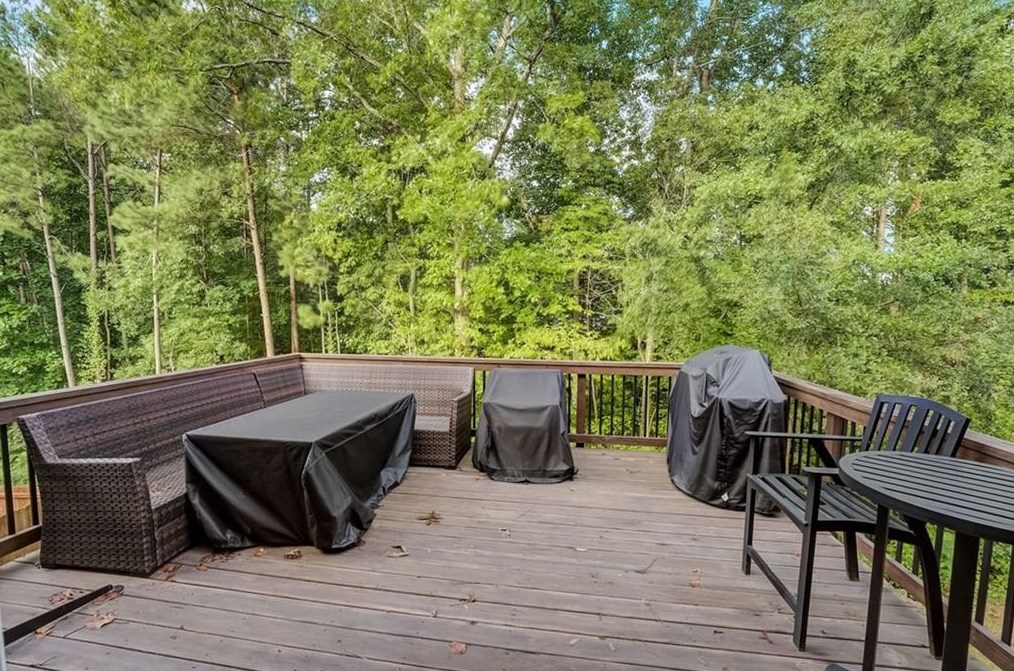 244 Moonlit Trl, Dallas GA  30132-7580 exterior