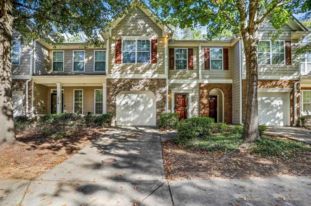 526 Tufton Trl, Atlanta, GA 30354-2869