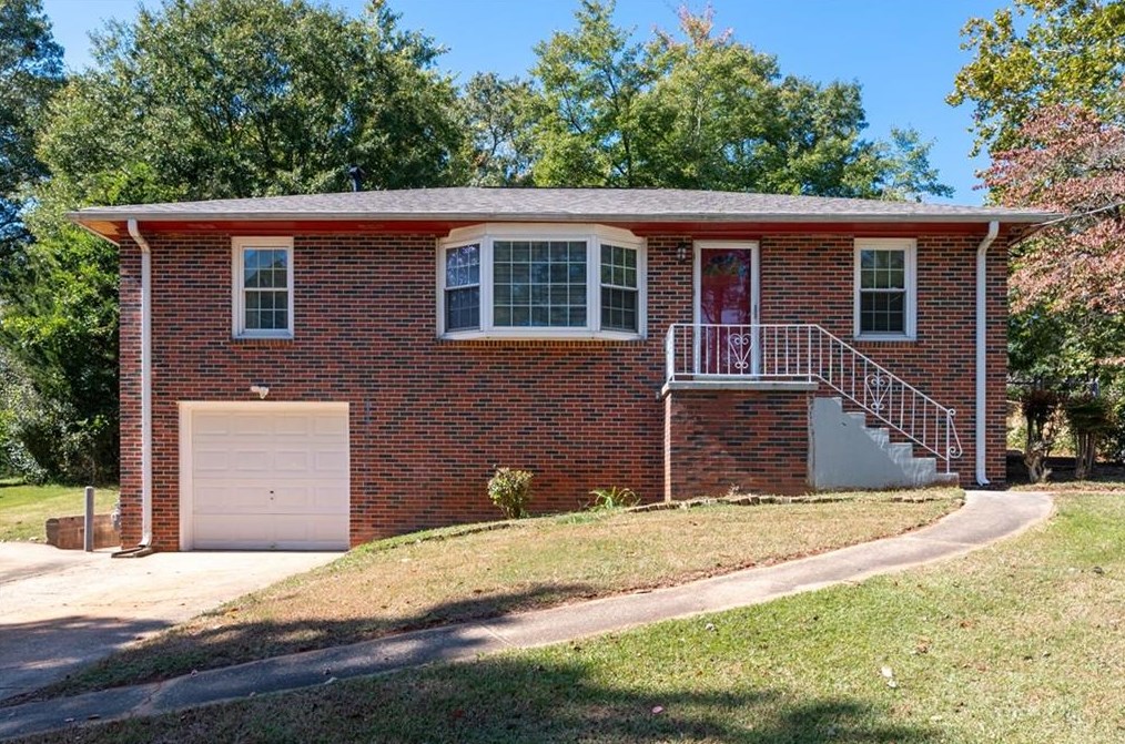 36 Larose Dr Sw, Marietta, GA 30060