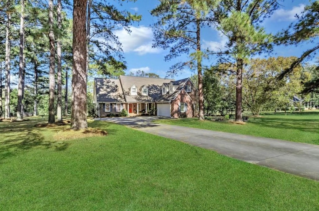 7422 W Northgate Dr, Tifton, GA 31794