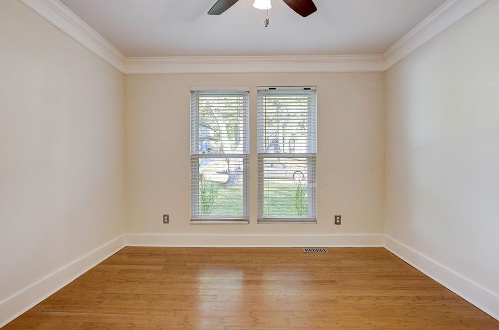 1064 Shepherds Ln, Atlanta GA  30324-4612 exterior