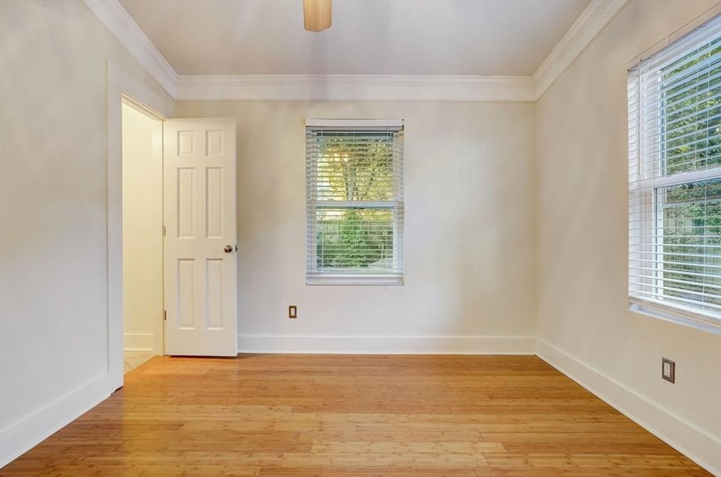 1064 Shepherds Ln, Atlanta GA  30324-4612 exterior