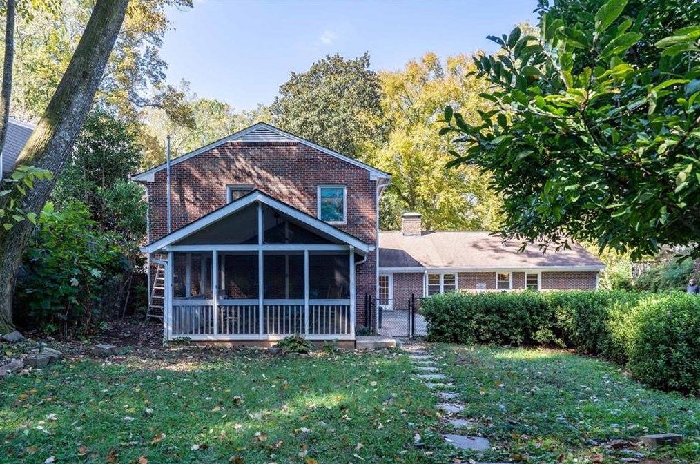 158 Parkwood Rd, Decatur GA  30030-2812 exterior