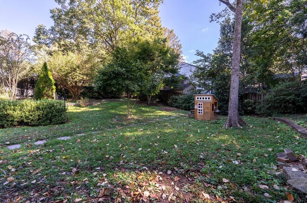 158 Parkwood Rd, Decatur GA  30030-2812 exterior