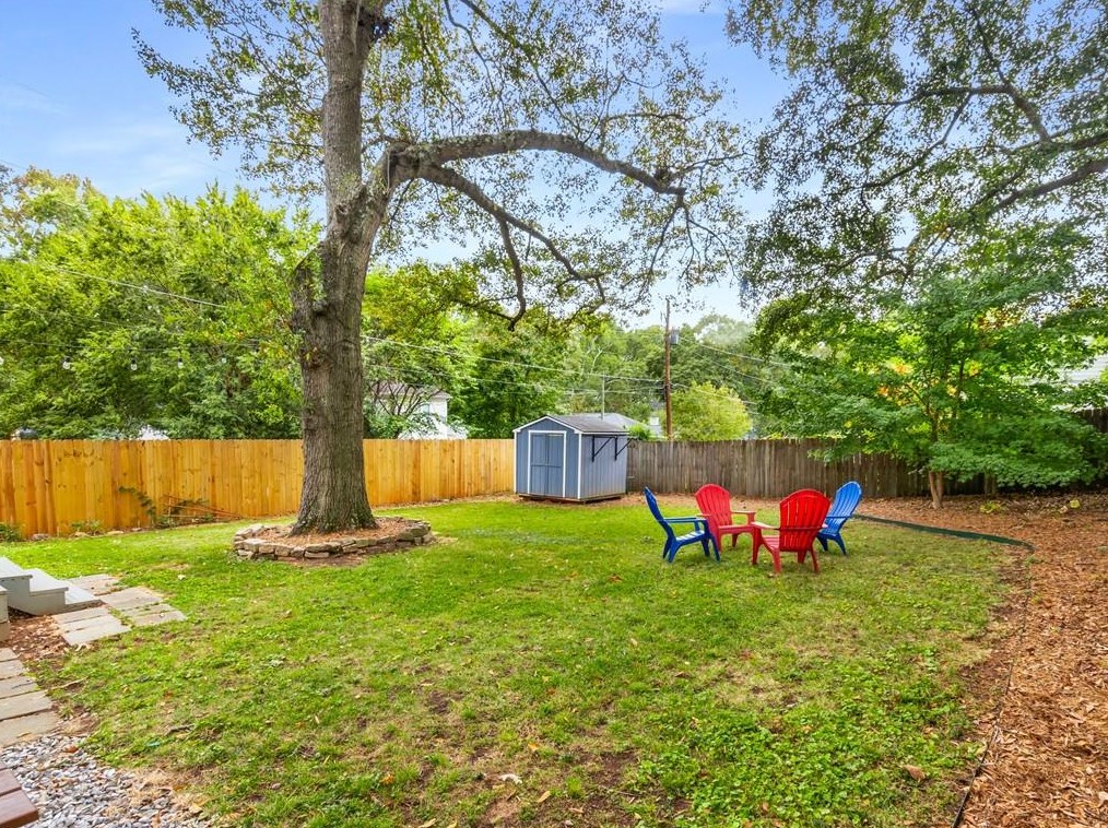 97 Whitefoord Ave, Atlanta GA  30307-2893 exterior