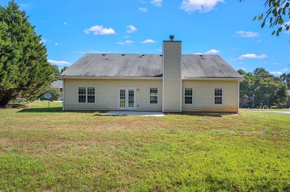 92 Feldspar Dr, Jefferson, GA 30549
