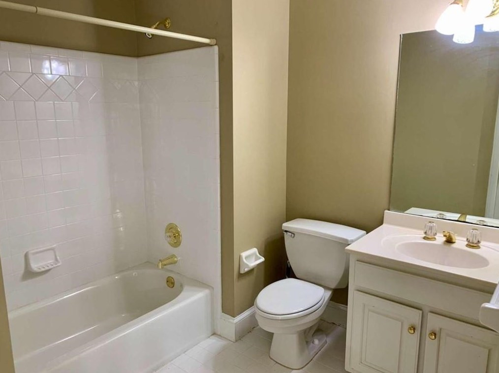 715 Apsley Way, Alpharetta GA  30022-8030 exterior