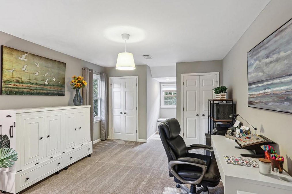 975 Seaboard Ave, Atlanta GA  30318-3046 exterior