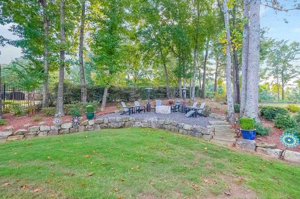 245 Bentwater Dr, Acworth GA  30101-8565 exterior