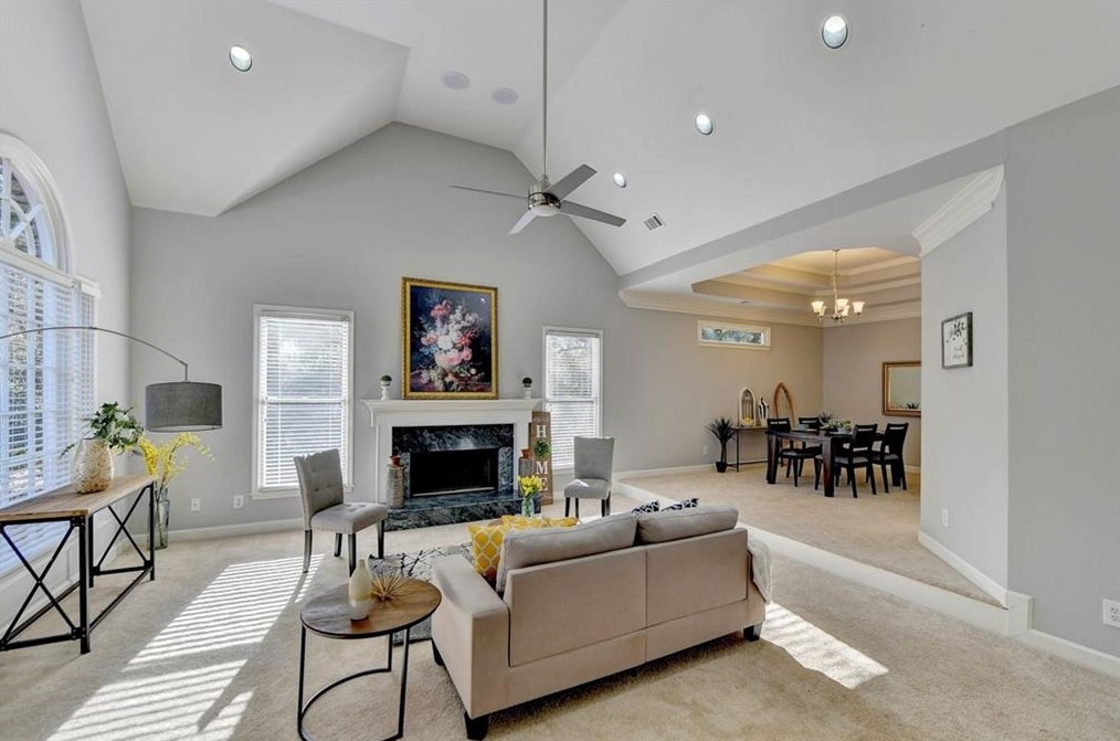 4800 Haydens Walk Dr, Alpharetta GA  30022-7176 exterior