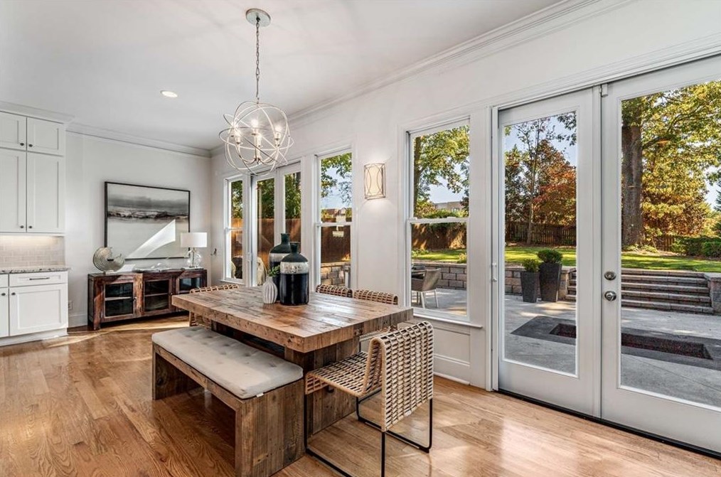 1397 Wilford Dr, Atlanta GA  30319-3243 exterior