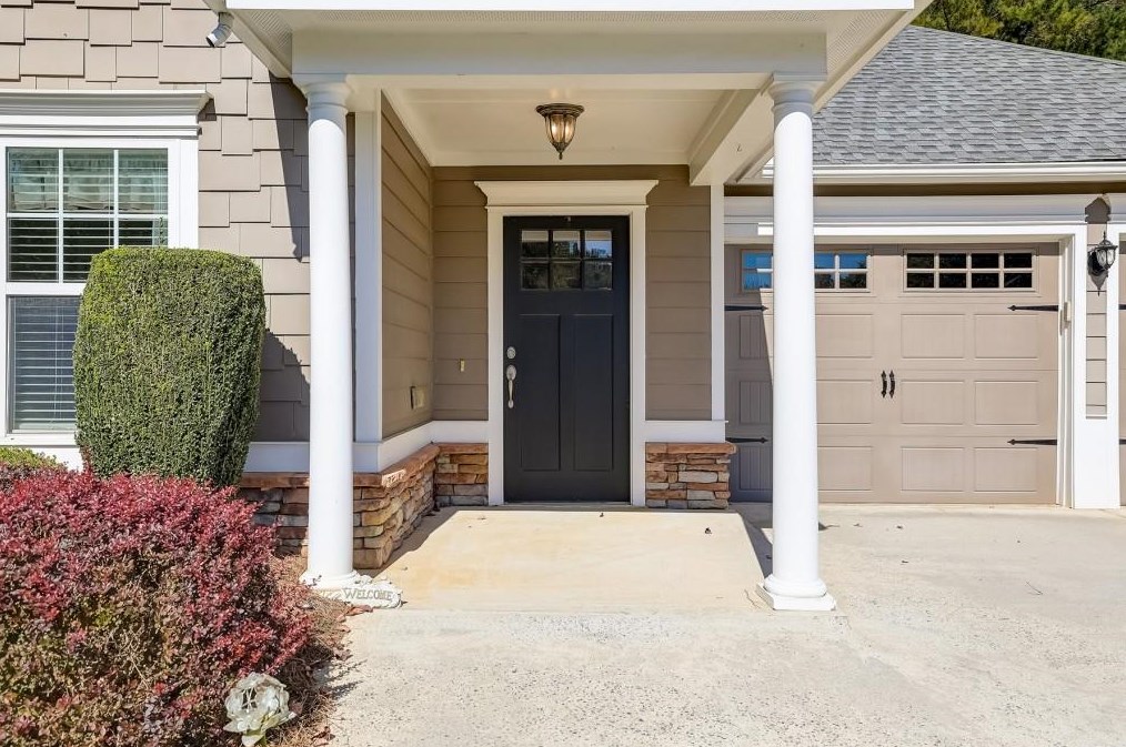 186 Shoal Creek Way, Dallas, GA 30132-0825