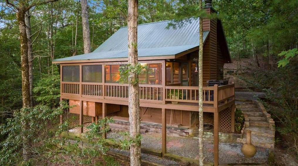 30 Cascade Point, Ellijay, GA 30540
