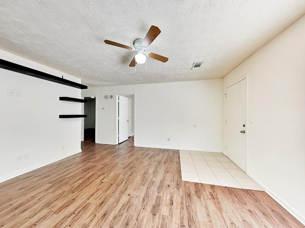 459 Charleston Ln, Lawrenceville GA  30046-5607 exterior