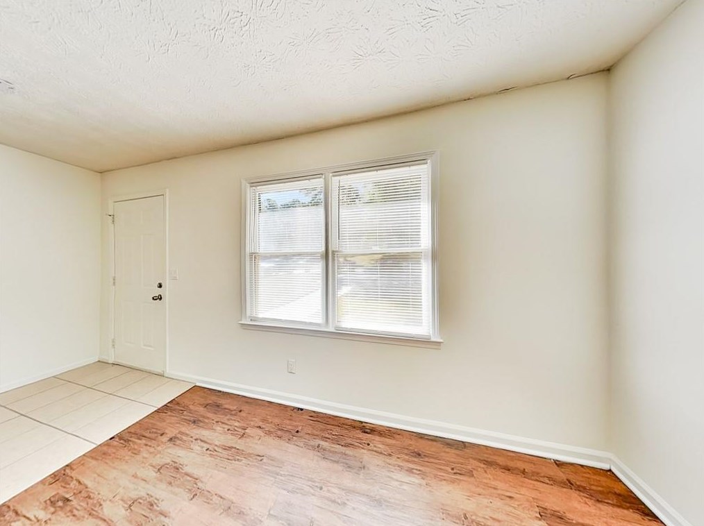 459 Charleston Ln, Lawrenceville GA  30046-5607 exterior