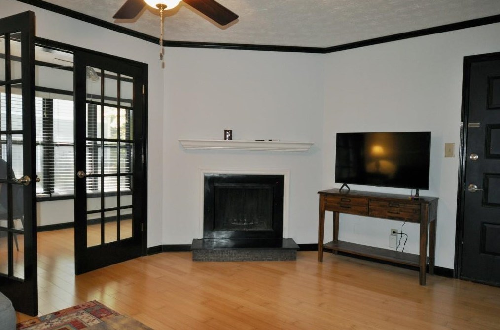 410 Summit North Dr, Atlanta GA  30324-5638 exterior