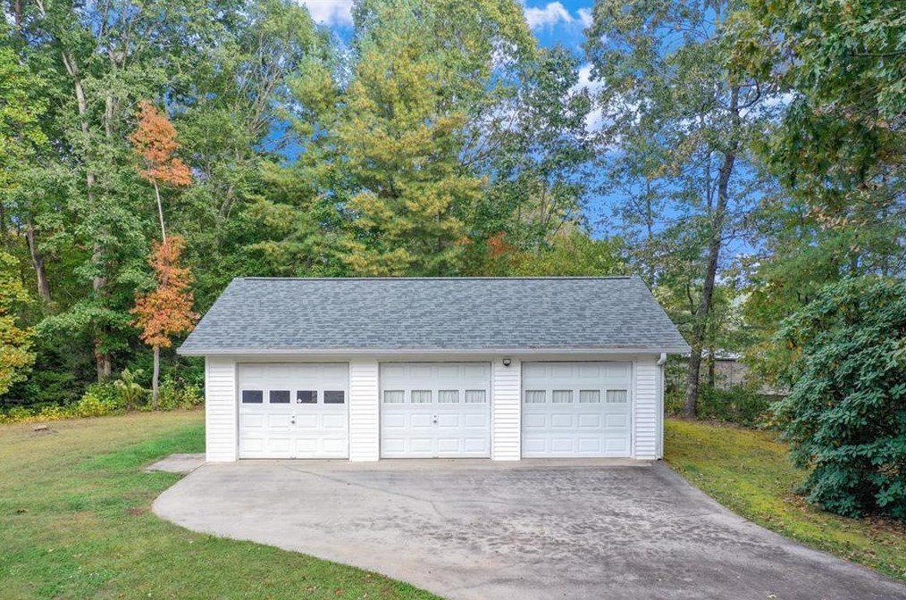 133 Stacey, Cleveland, GA 30528