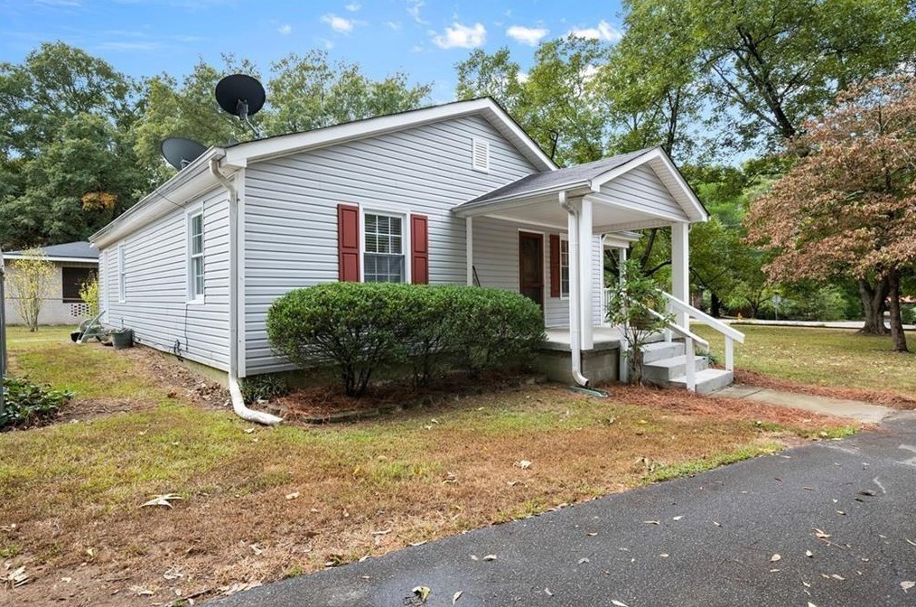 707 Jones Mill Rd, Euharlee, GA 30120-2420