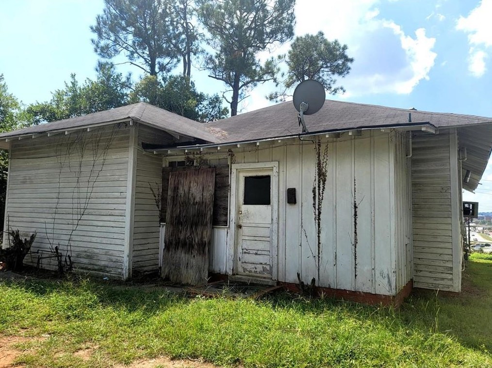303 Hydrolia, Macon, GA 31211