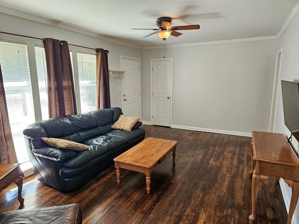 173 Nancy Dr Se, Marietta, GA 30067