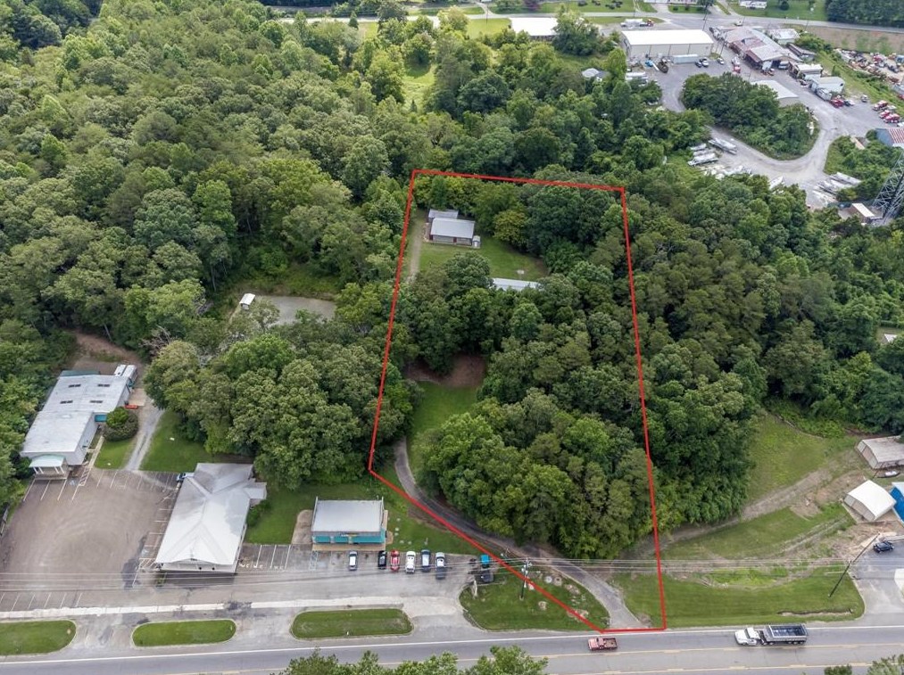 9964 Ball Ground Hwy, Ball Ground, GA 30107