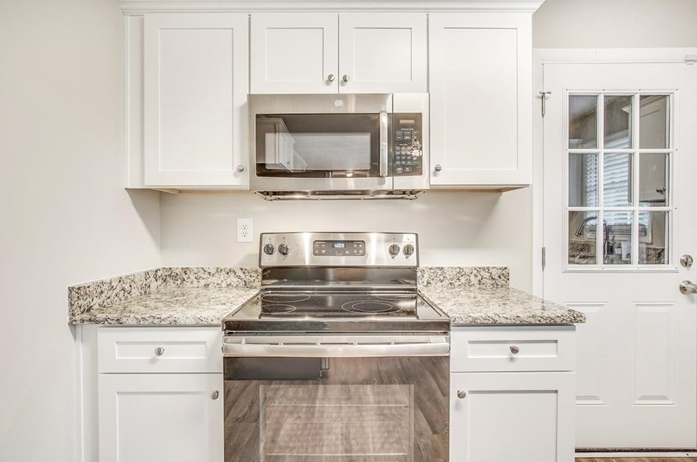 3670 Broadview Ct, Decatur GA  30032-6108 exterior