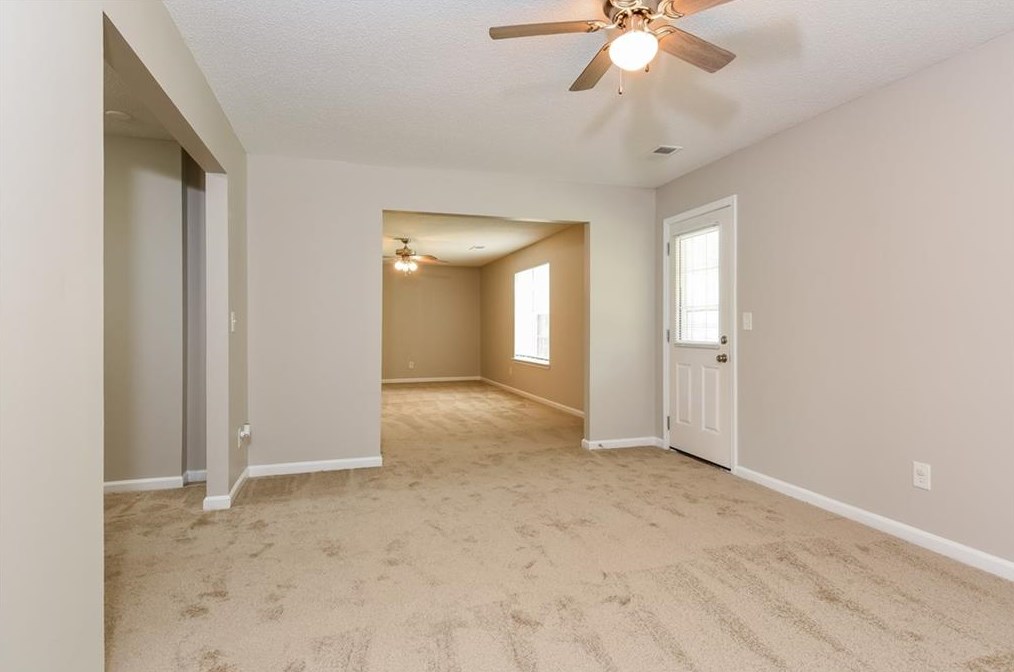 261 Augusta Woods Dr, Villa Rica, GA 30180