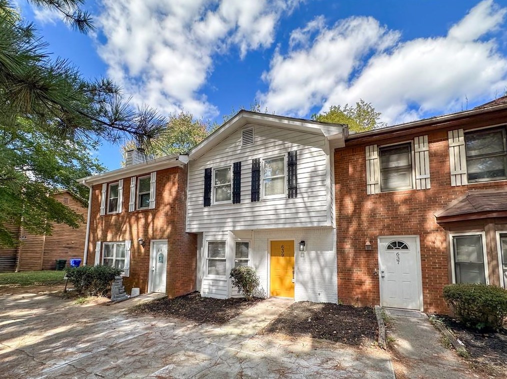 639 Hunting Creek Ln Se, Conyers, GA 30013
